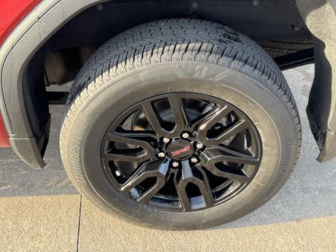 Used 2024 GMC Sierra 1500 Elevation RWD image 10