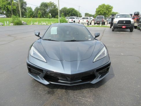 Used 2021 Chevrolet Corvette Stingray Premium Conv w/ Z51 Performance Package RWD image 9