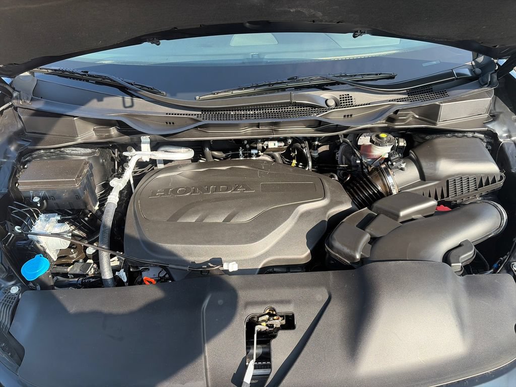 Used 2025 Honda Odyssey EX-L image 21