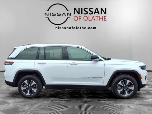 Used 2024 Jeep Grand Cherokee Limited 4xe AWD/4WD image 30