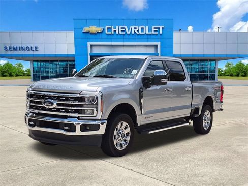 Used 2023 Ford F250 Lariat w/ Chrome Package AWD/4WD image 2