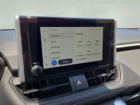 Used 2023 Toyota RAV4 XLE FWD image 21