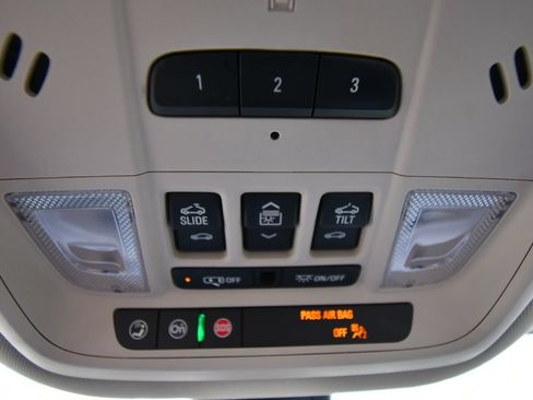 Used 2023 Buick Enclave Avenir w/ Trailering Package, 5000 lbs. AWD/4WD image 33