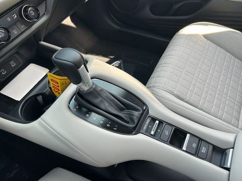 Used 2026 Honda HR-V LX image 31