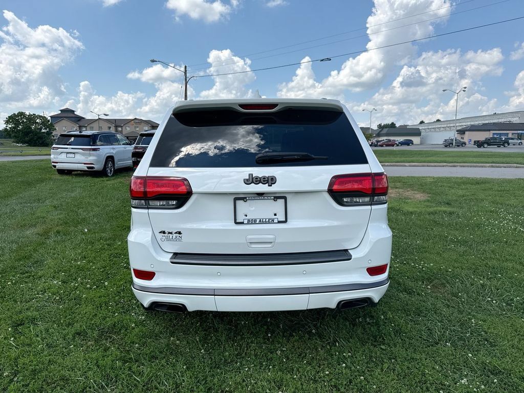 Used 2020 Jeep Grand Cherokee High Altitude AWD/4WD image 11