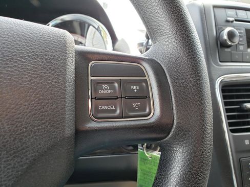 Used 2014 Dodge Grand Caravan SE w/ Quick Order Package 29E SE FWD image 19