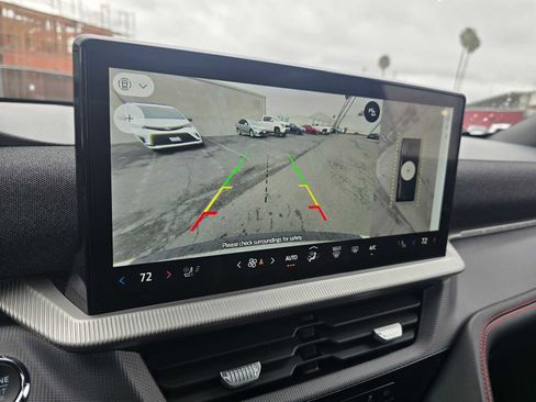 Used 2025 Ford Explorer ST image 33