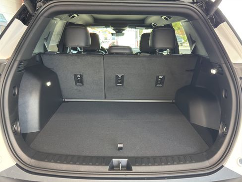 New 2026 Chevrolet Equinox LT image 7