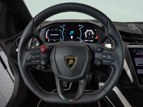 Used 2024 Lamborghini Revuelto AWD/4WD image 11