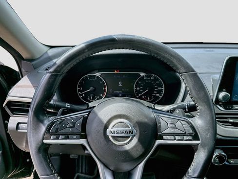 Used 2021 Nissan Altima 2.5 SR FWD image 13