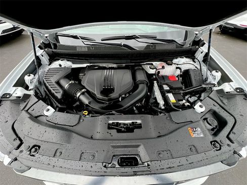 New 2025 GMC Acadia AT4 image 24