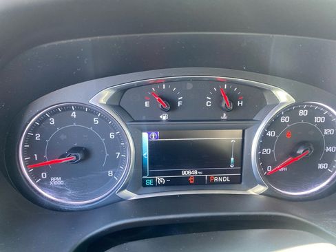 Used 2019 GMC Acadia SLT w/ LPO, Floor Liner Package image 13