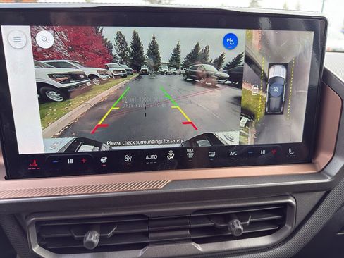 New 2025 Ford Bronco Sport Outer Banks w/ Sasquatch Outer Banks Package image 27