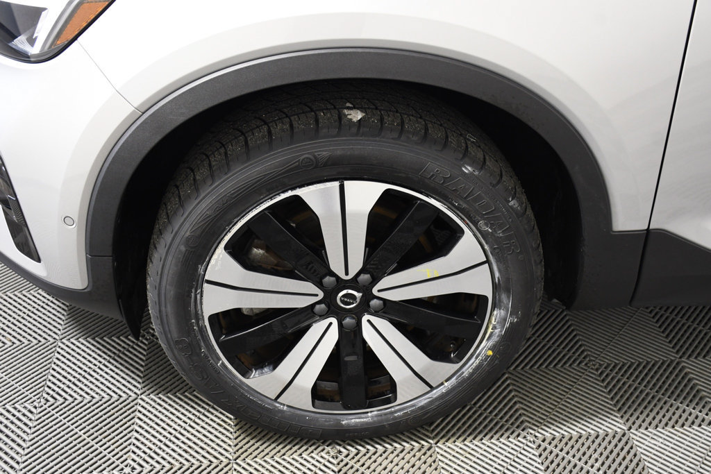 Used 2023 Volvo C40 P8 Recharge Plus AWD/4WD image 11