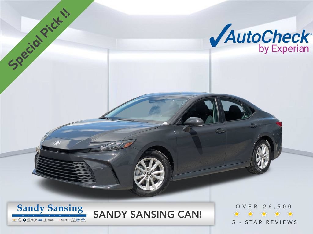 Used 2025 Toyota Camry SE FWD image 1