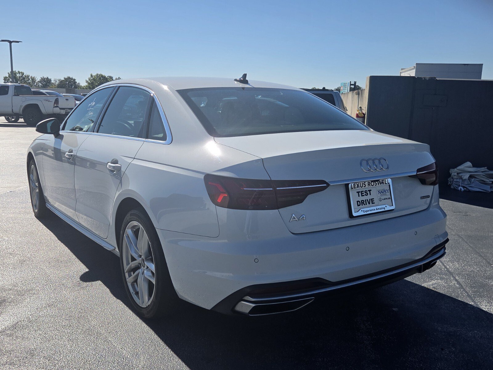 Used 2021 Audi A4 2.0T Premium Plus w/ Premium Plus Package AWD/4WD image 3