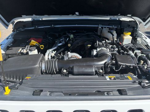 Used 2022 Jeep Gladiator Sport AWD/4WD image 21