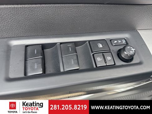 Used 2025 Toyota Tundra Platinum image 13