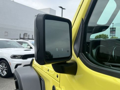 Used 2023 Jeep Wrangler Unlimited Sport AWD/4WD image 19