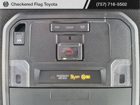 Used 2025 Toyota 4Runner SR5 image 22