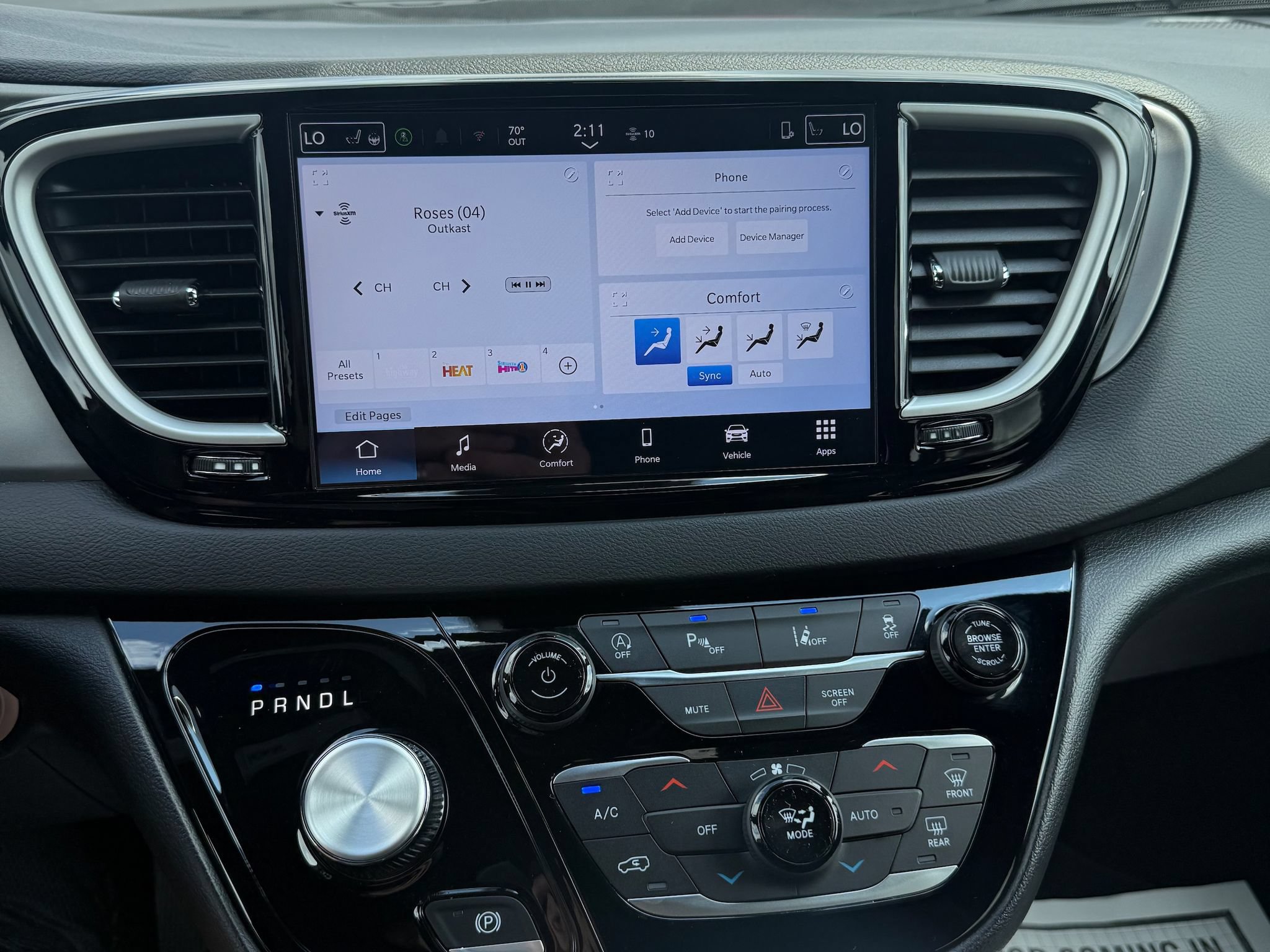 Used 2027 Chrysler Pacifica Select FWD image 61