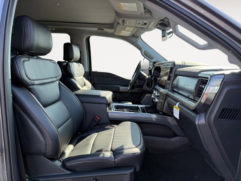 New 2025 Ford F250 Lariat w/ Lariat Ultimate Package image 19