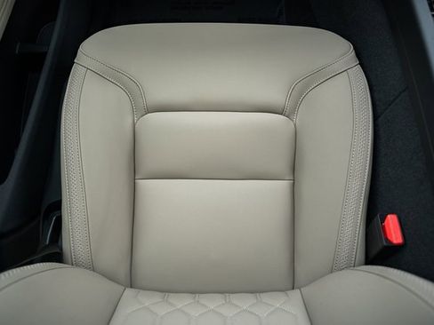 New 2026 Volvo XC60 B5 Plus w/ Protection Package Premier image 28