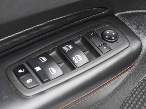 Used 2022 Dodge Durango R/T w/ Blacktop Package image 16