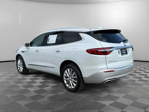 Used 2020 Buick Enclave Premium w/ Sun and Sites Package FWD image 6