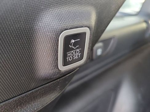 Used 2023 Jeep Grand Cherokee 4WD 4xe w/ Luxury Tech Group II image 9