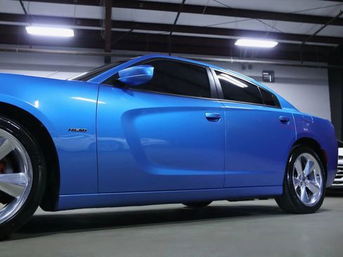 Used 2016 Dodge Charger R/T image 7