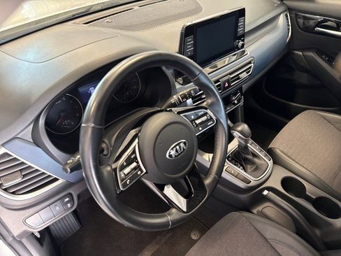 Used 2021 Kia Seltos S AWD/4WD image 17