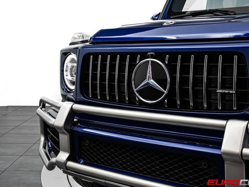 Used 2022 Mercedes-Benz G 63 AMG 4MATIC w/ G Manufaktur Interior Package image 9