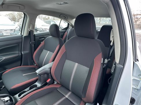 New 2025 Nissan Versa SR w/ Trunk Package image 26