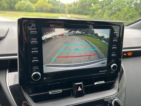 Used 2021 Toyota Corolla SE image 24