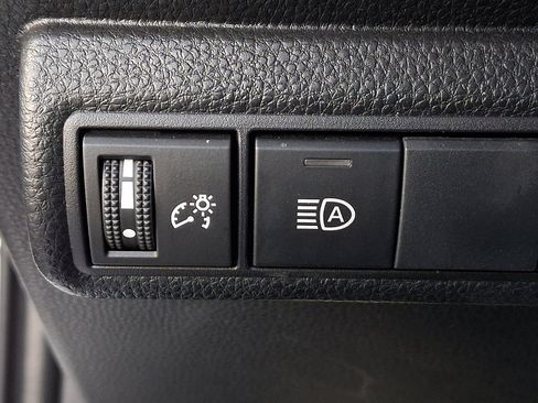 Used 2023 Toyota Corolla SE image 26