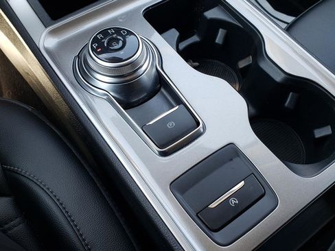 Used 2023 Ford Edge SEL w/ Convenience Package image 18