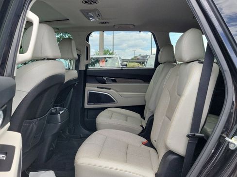 Used 2022 Kia Telluride EX w/ EX Premium Package AWD/4WD image 10
