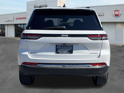 Used 2025 Jeep Grand Cherokee Laredo X w/ Luxury Tech Group I RWD image 6
