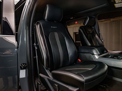 Used 2021 Ford F250 Platinum w/ FX4 Off-Road Package image 26