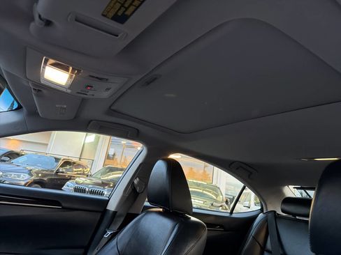 Used 2017 Lexus ES 300h w/ Luxury Package image 35