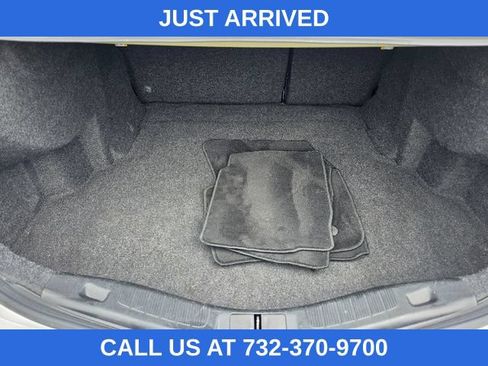 Used 2017 Ford Fusion SE w/ Equipment Group 201A FWD image 17