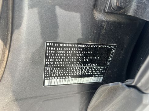 Used 2023 Volkswagen Taos SEL AWD/4WD image 30