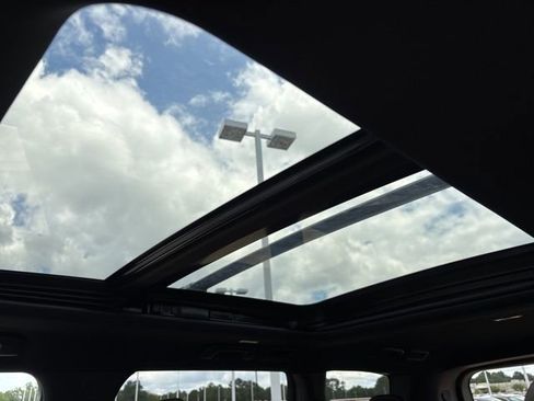 New 2025 Nissan Armada Platinum w/ Convenience Package image 25