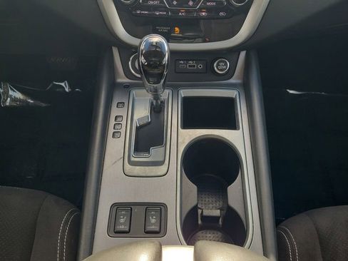 Used 2019 Nissan Murano SV w/ Premium Package FWD image 15