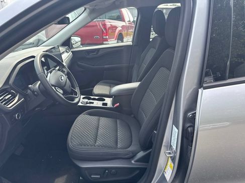 Used 2023 Ford Escape Active w/ Tech Pack #1 AWD/4WD image 11