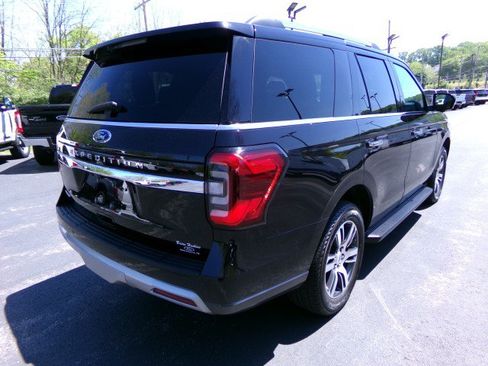 Used 2024 Ford Expedition Limited AWD/4WD image 9