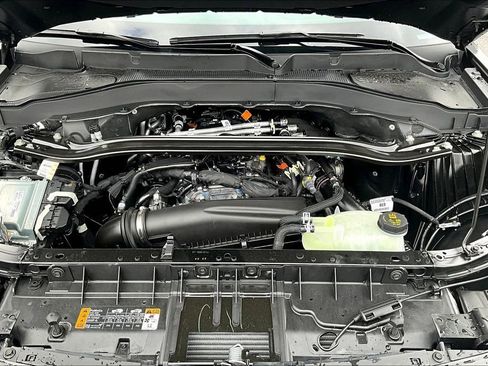 New 2026 Ford Explorer ST-Line w/ ST-Line Street Pack image 12