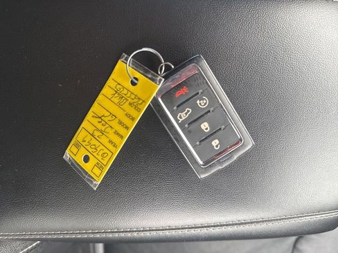 Used 2023 Jeep Grand Cherokee Limited AWD/4WD image 62