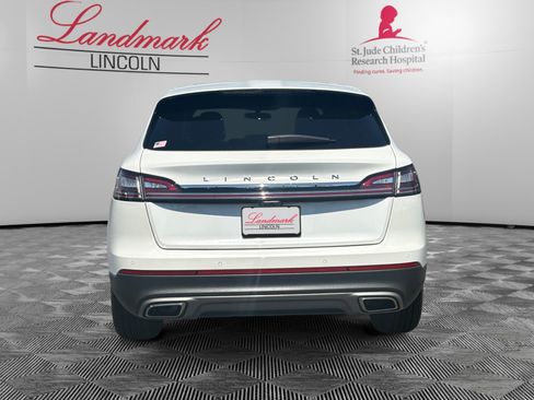 Certified 2023 Lincoln Nautilus Reserve w/ Equipment Group 201A AWD/4WD image 4